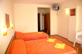 Hotel Kiten 1