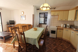 Сімейний пансіонат Slatine 5