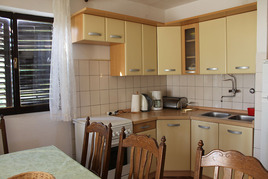 Сімейний пансіонат Slatine 5