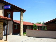 Pension Nedožery - Brezany 1