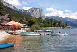 Lake swimming and boating nearby