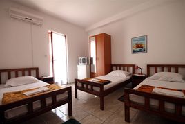 Pansion Budva 4
