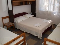 Private Unterkunft Gradac 1