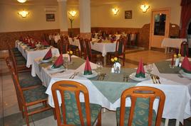 Hotel Debreţin / Debrecen 1