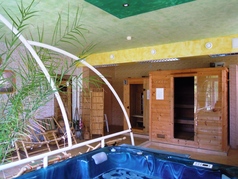 Hotel Debreţin / Debrecen 1