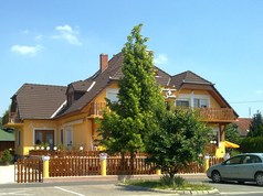 Частен дом Bük 2